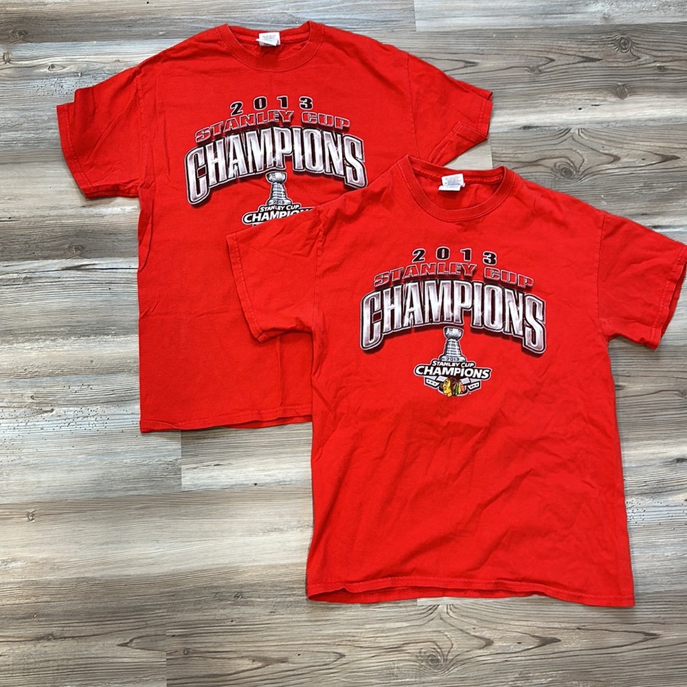 Bundle of 2 2013 Stanley cup champions Blackhawks t shirt size M